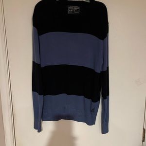 Mens Nautica Two Toned Blue Sweater  NWOT